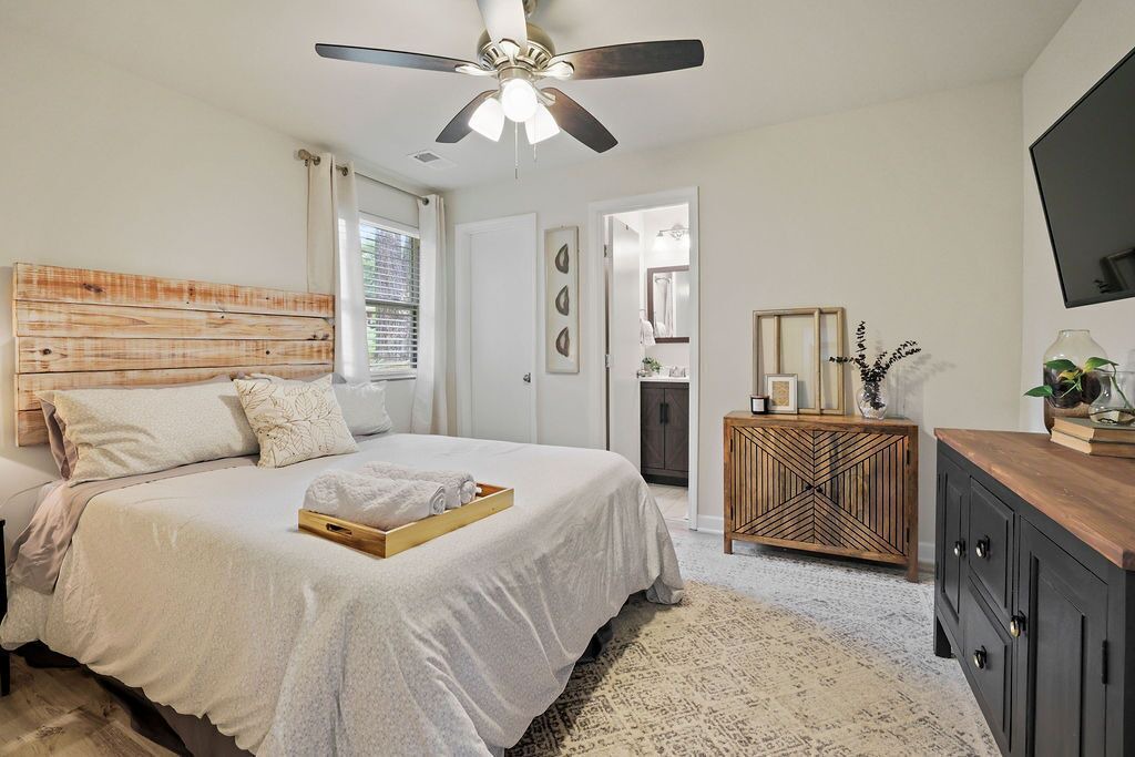Photo of Bedroom in Marietta