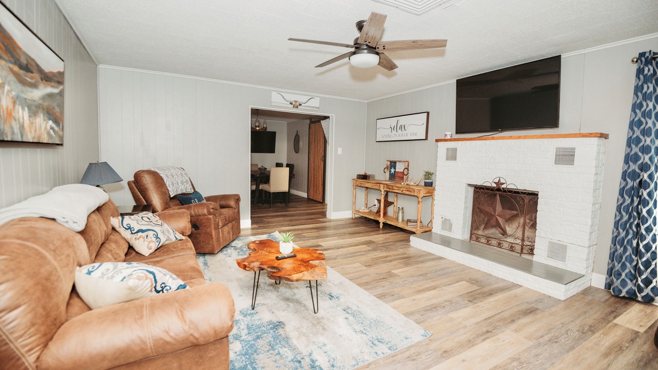 Photo of Bedroom in Camp Wood