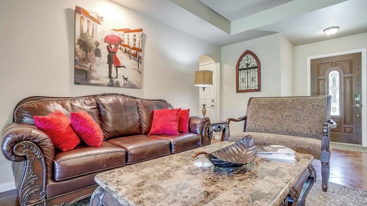 Photo of Livingroom in Granbury