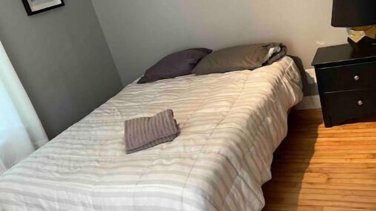 Photo of Bedroom in Little City