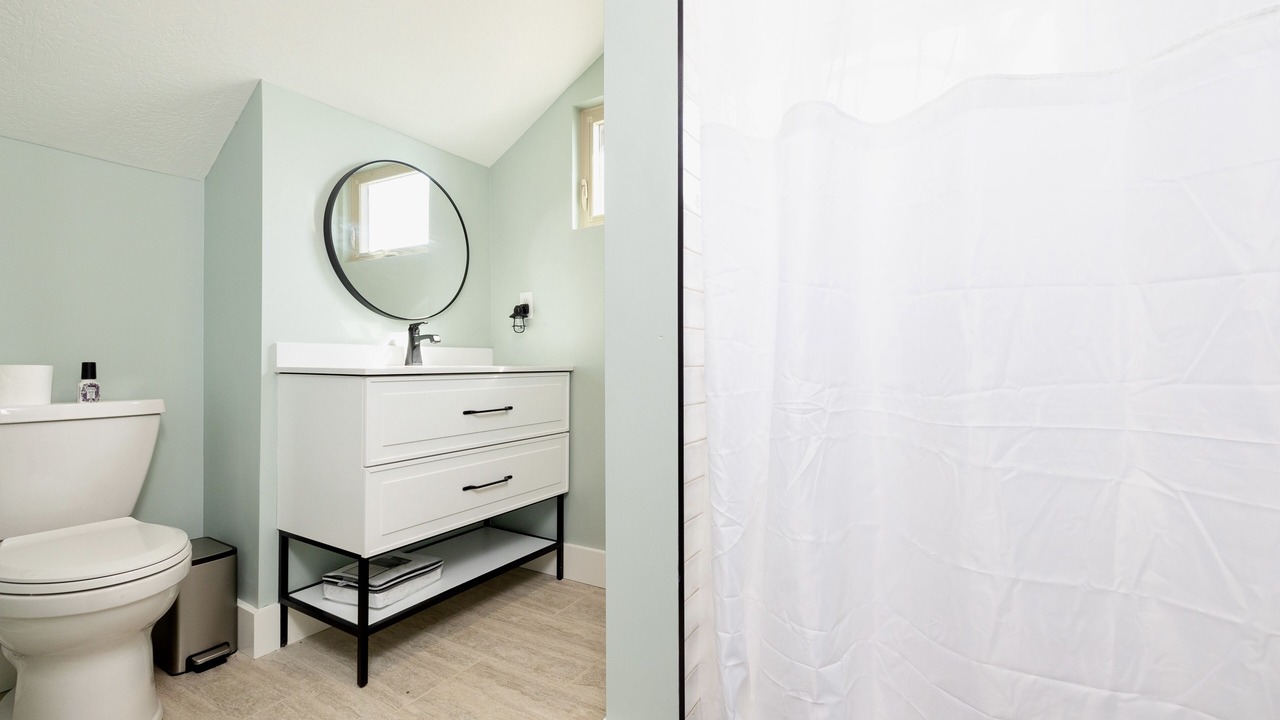 Photo of Bathroom in Russells Point