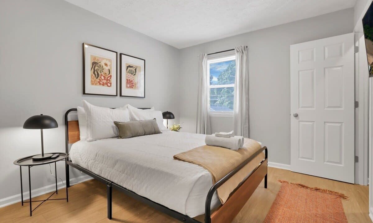 Photo of Bedroom in Downtown Columbus