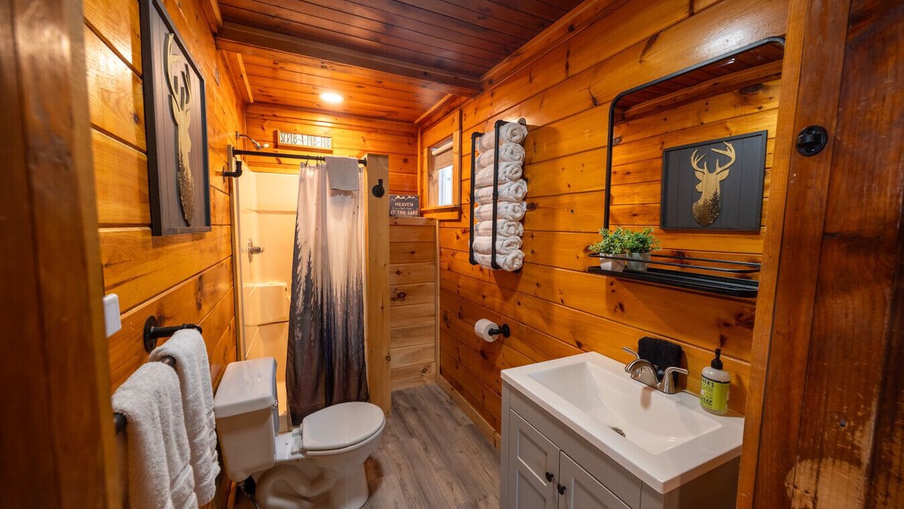 Photo of Bathroom in Northeast Somerset