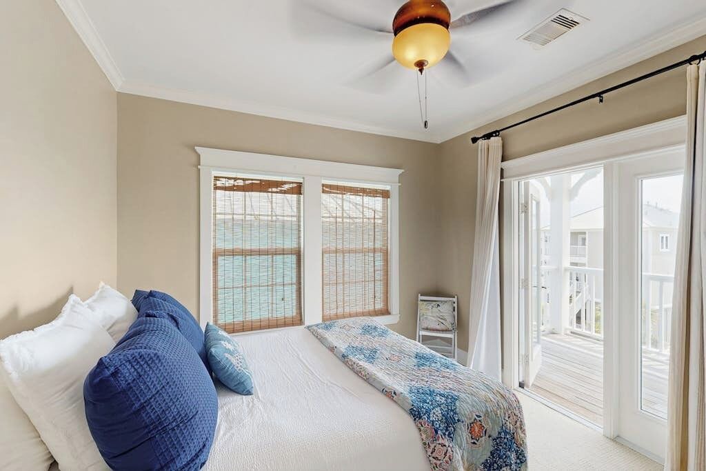 Photo of Bedroom in Beachside Village