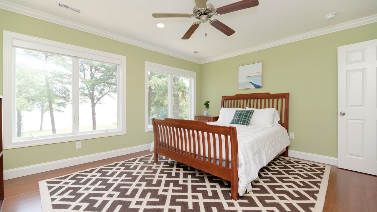 Photo of Bedroom in Saluda