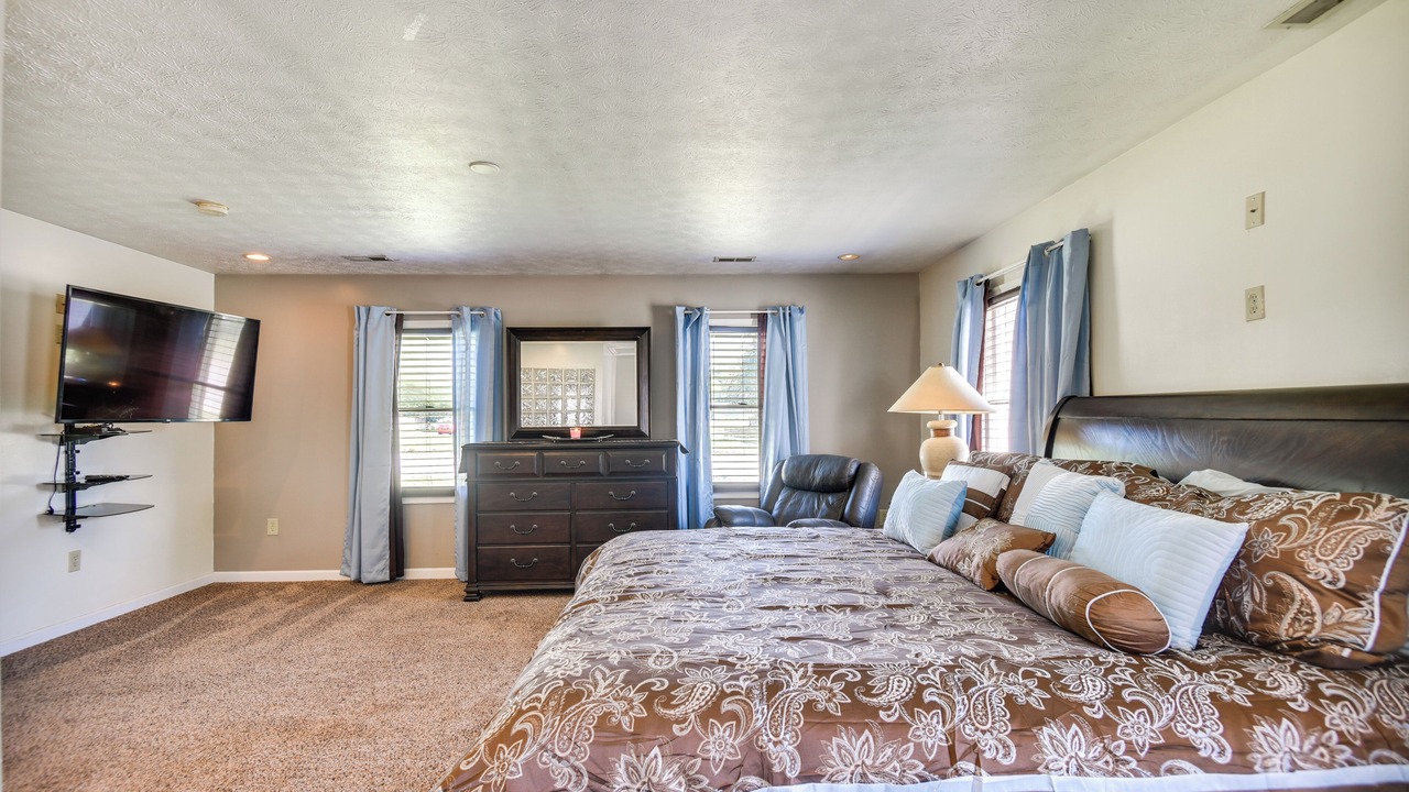 Photo of Bedroom in Newport News