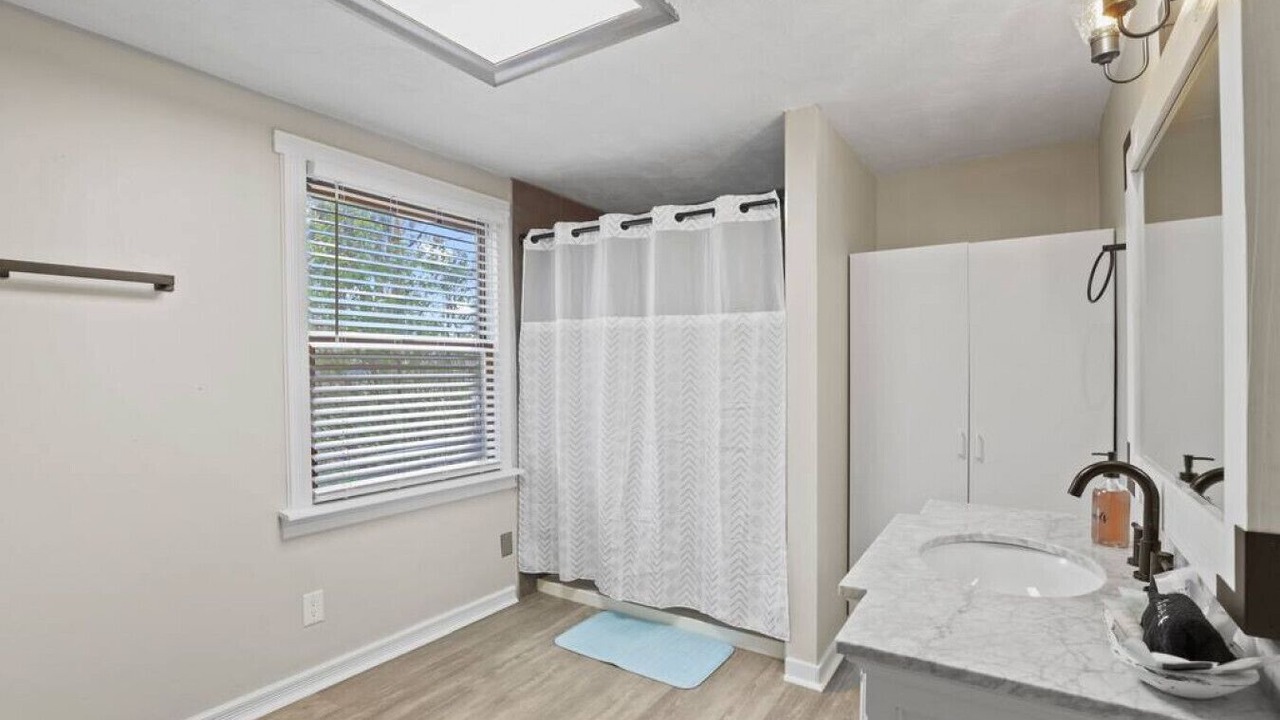 Photo of Bathroom in Millersport