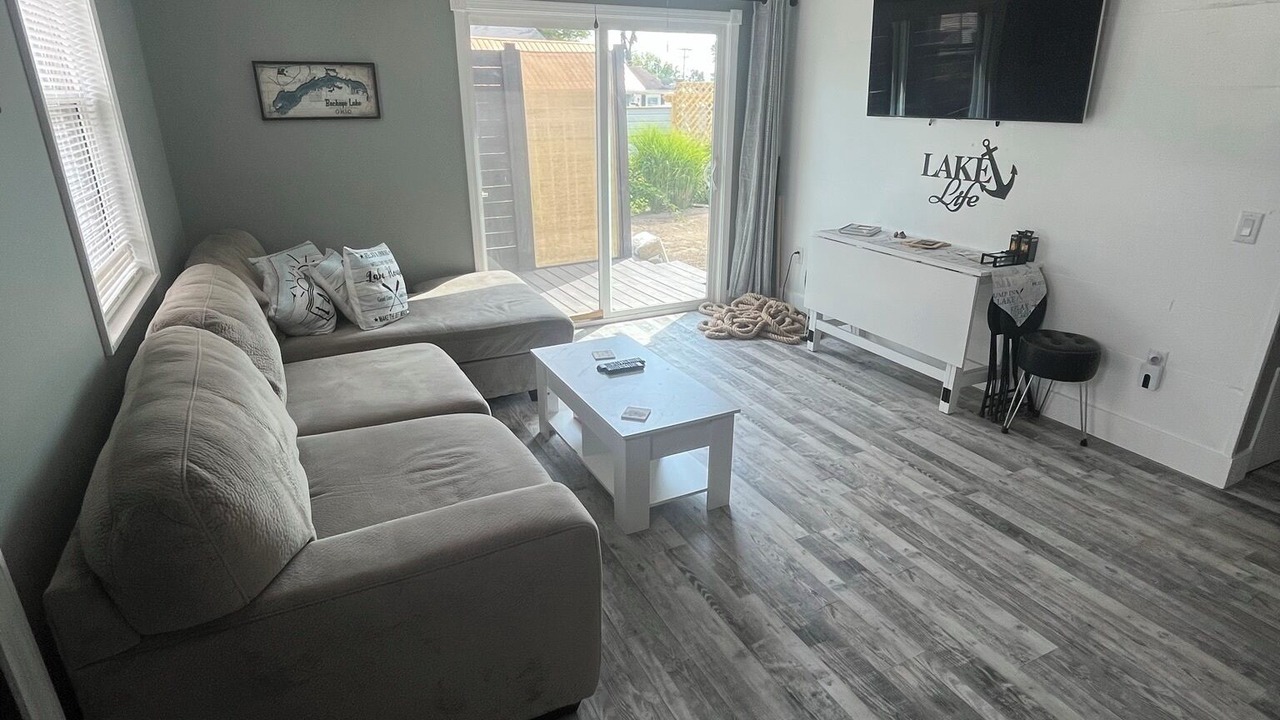 Photo of Livingroom in Buckeye Lake
