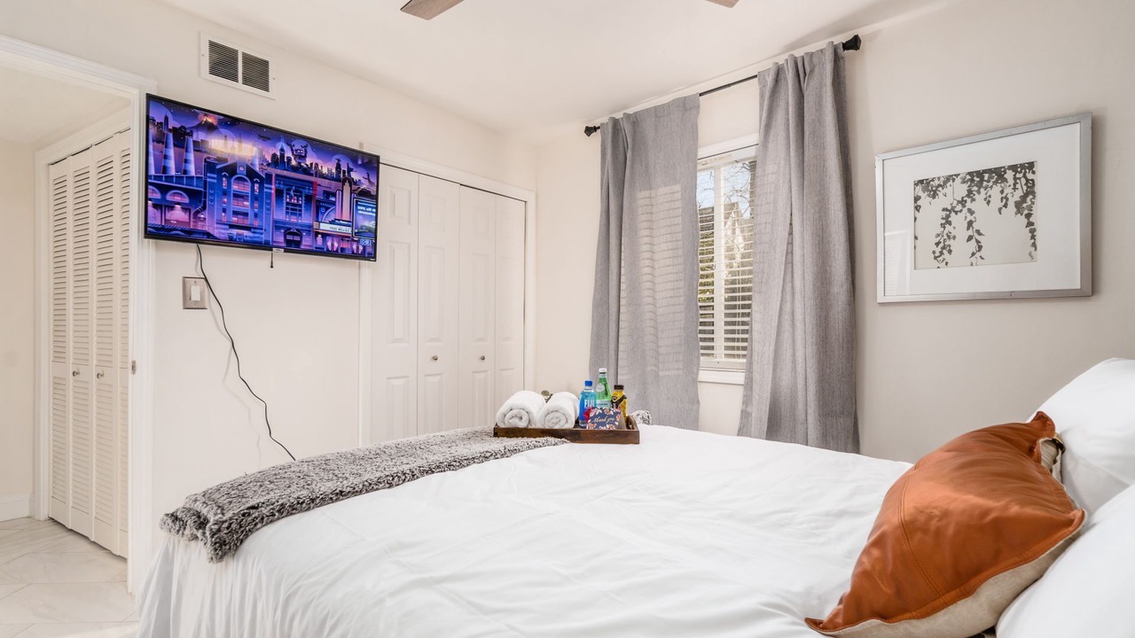Photo of Bedroom in Victorian Village