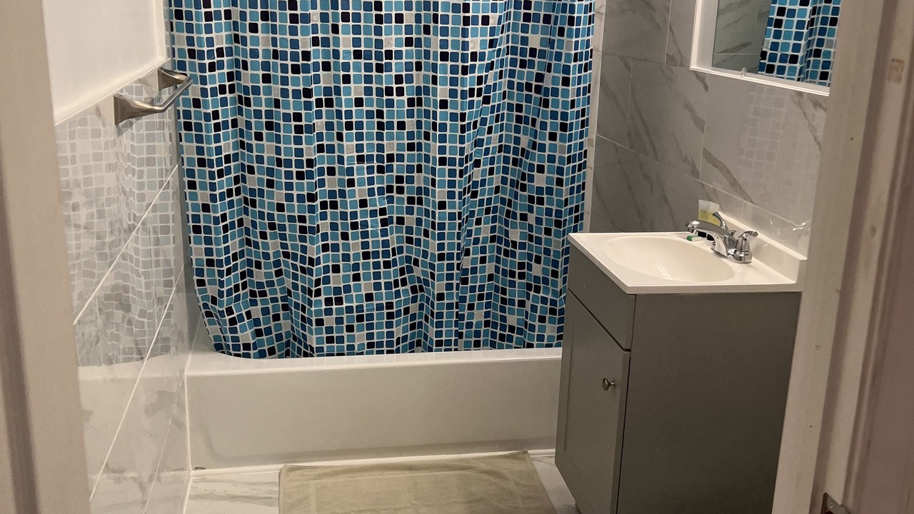 Photo of Bathroom in Willoughby Spit