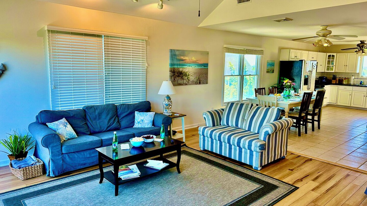 Photo of Livingroom in Broadkill Beach