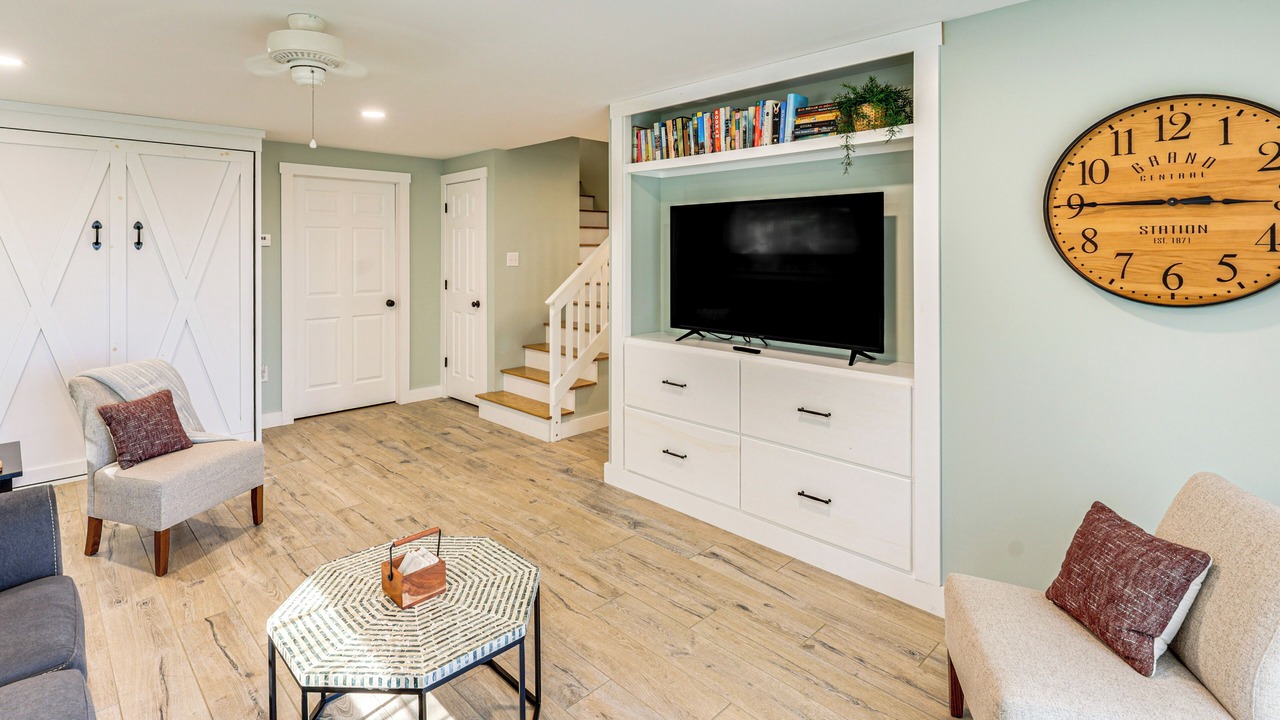Photo of Livingroom in Sandy Point