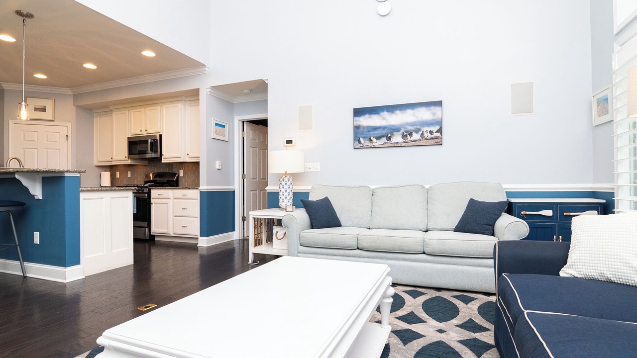 Photo of Livingroom in Bayside