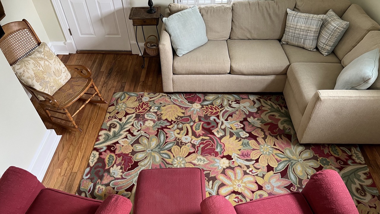 Photo of Livingroom in Historic District