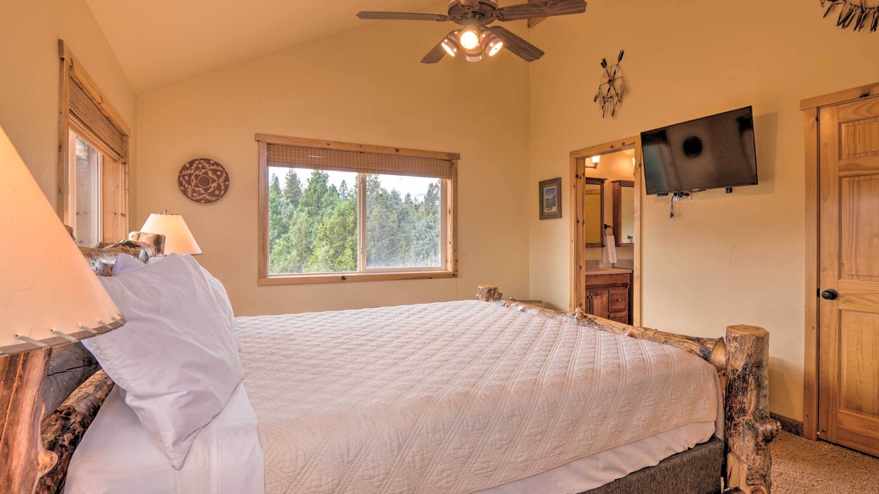 Photo of Bedroom in Long Valley Junction