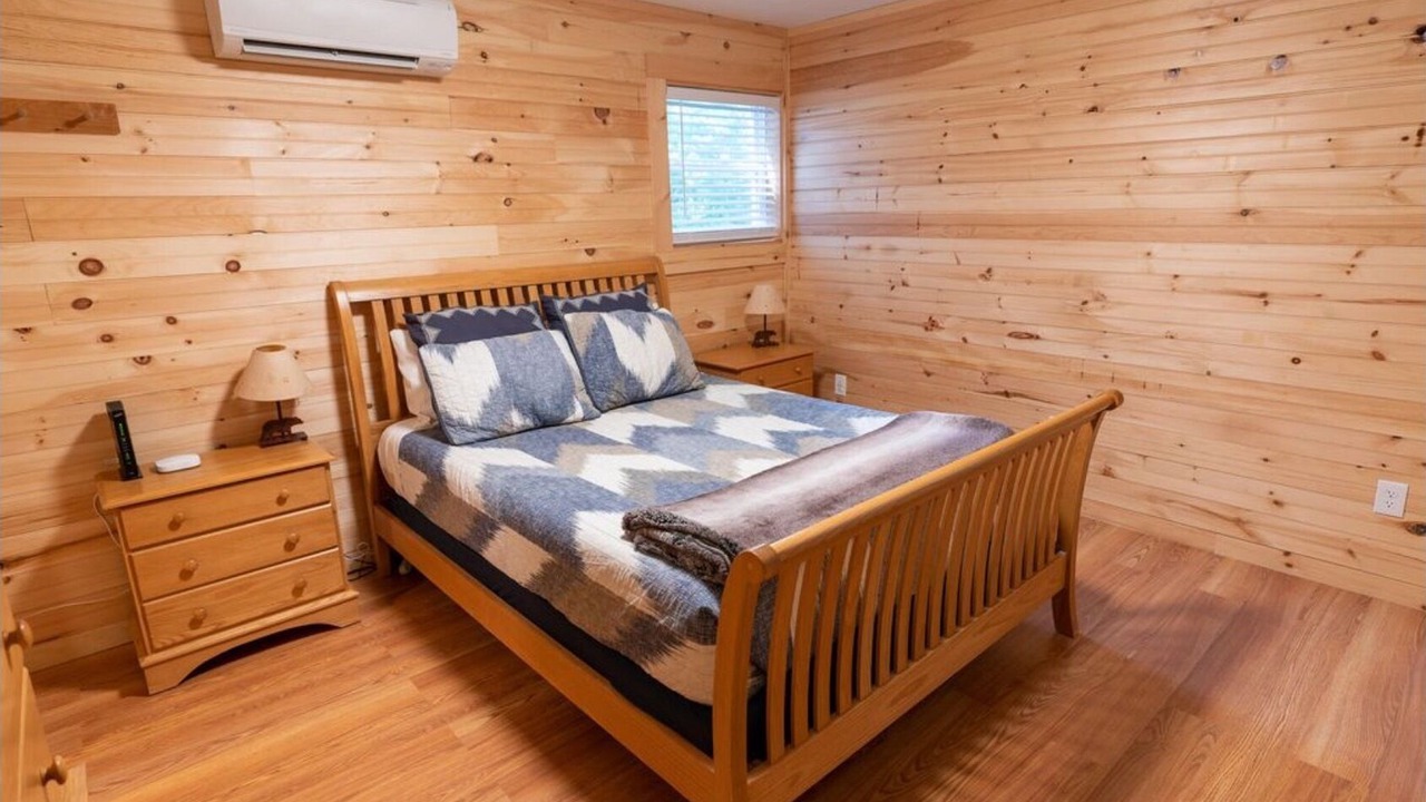 Photo of Bedroom in Embden