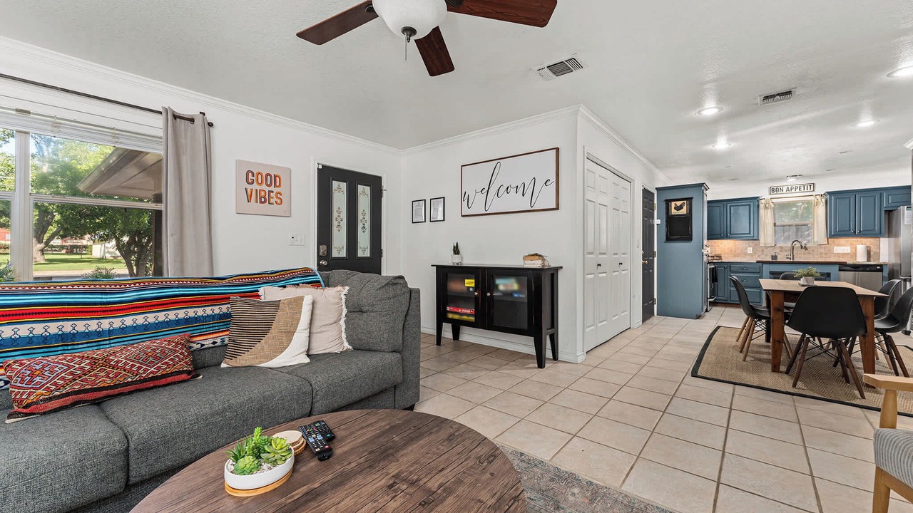 Photo of Livingroom in Fredericksburg