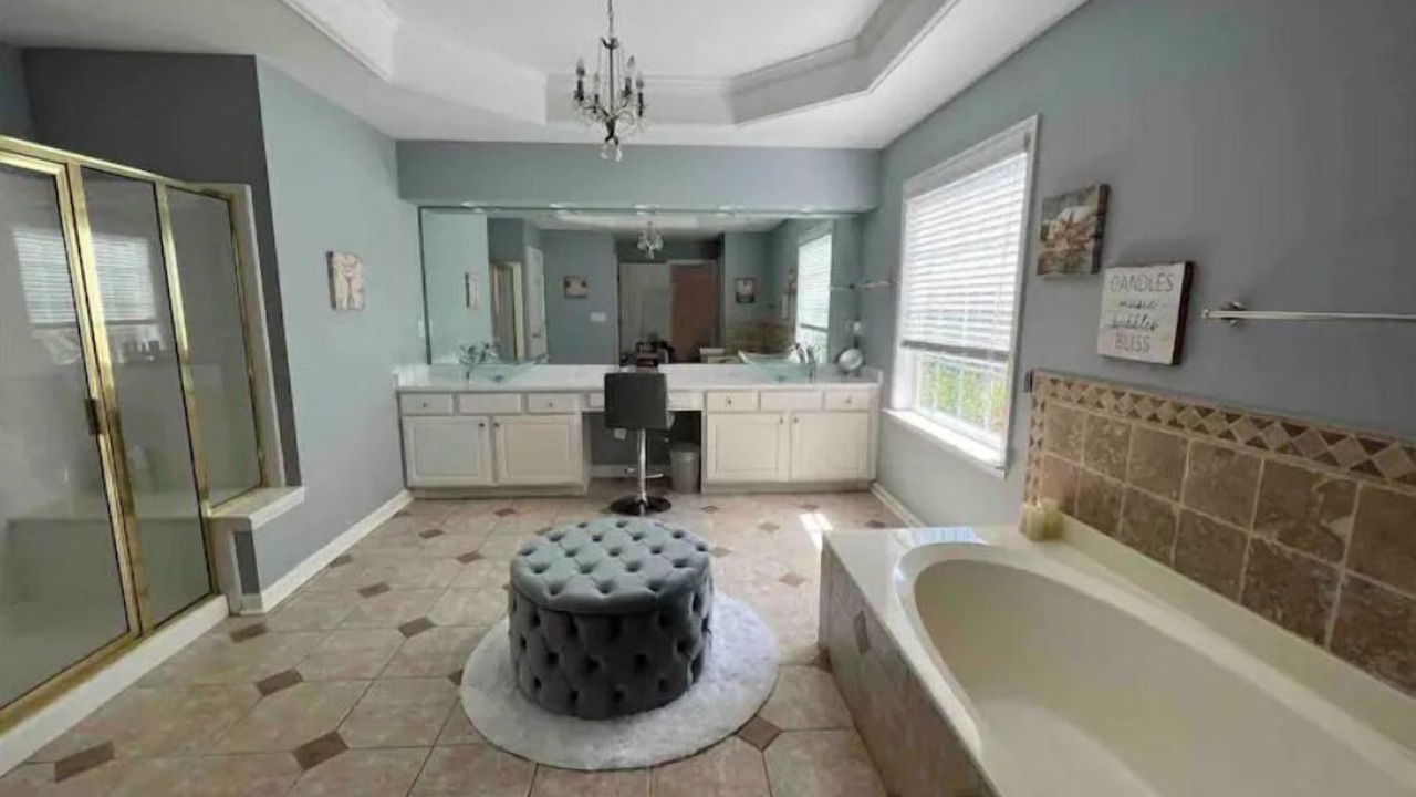Photo of Bathroom in Smyrna