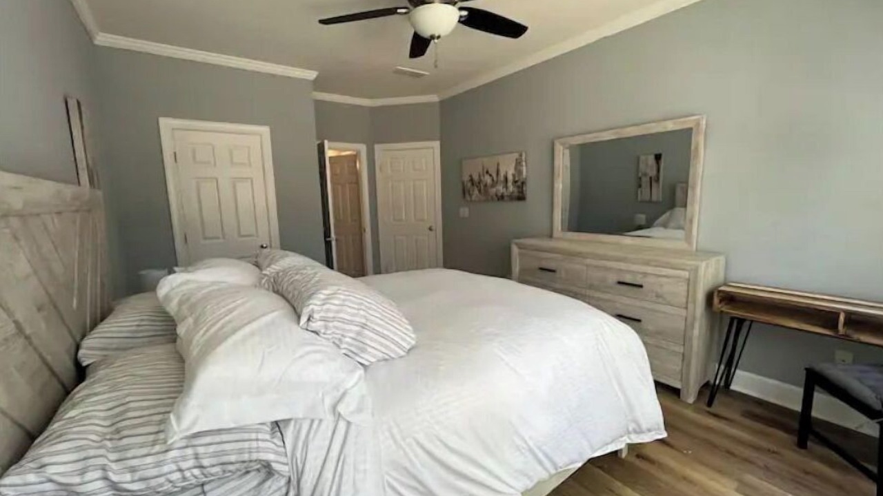 Photo of Bedroom in Smyrna