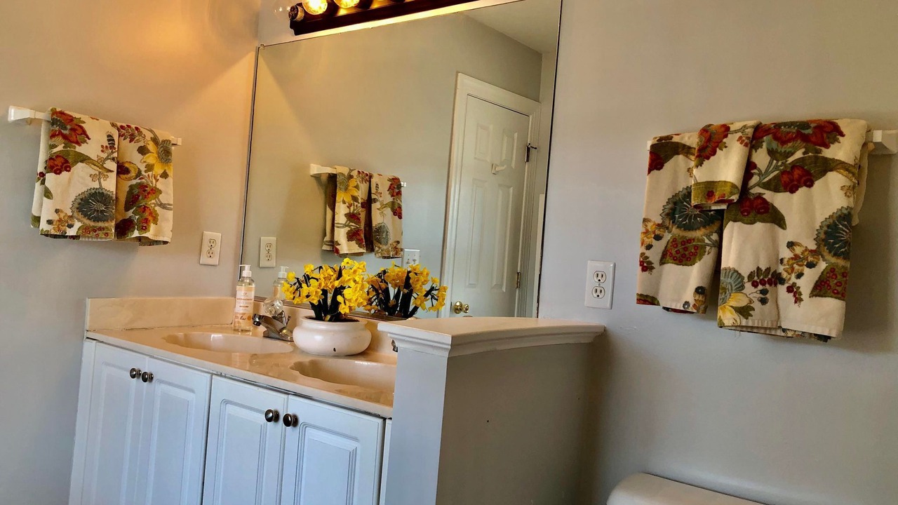 Photo of Bathroom in East Ocean View