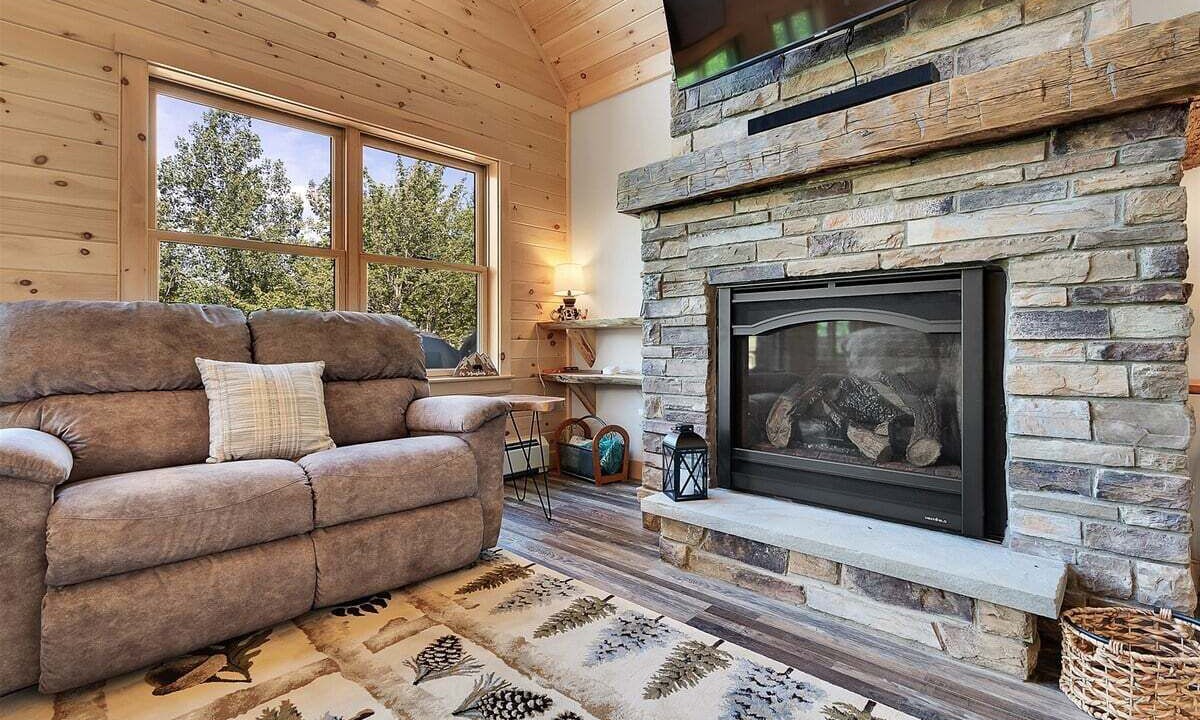 Photo of Bedroom in Bethel