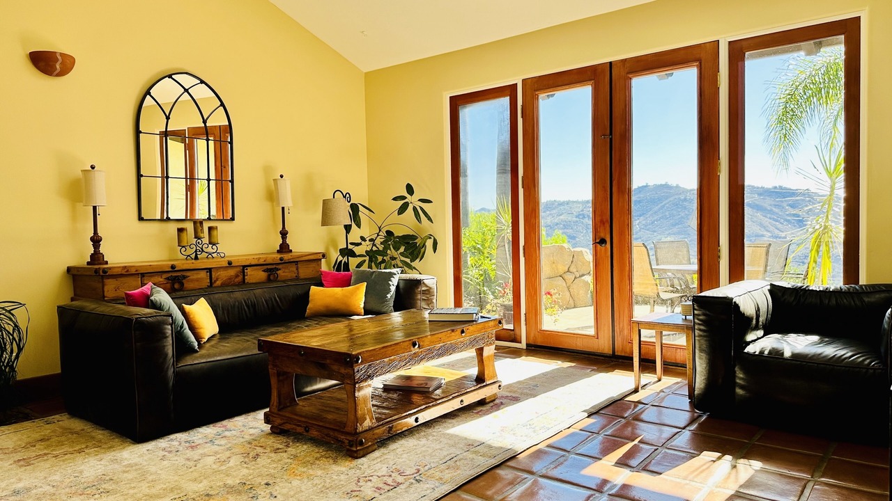 Photo of Livingroom in Escondido