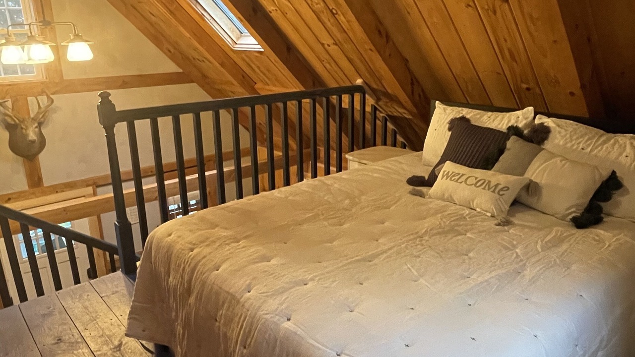 Photo of Bedroom in Winthrop