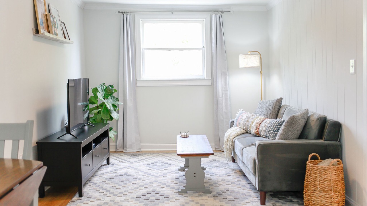 Photo of Livingroom in Central Newport News