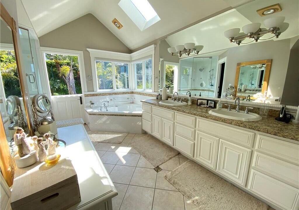 Photo of Bathroom in Diamond Crestview