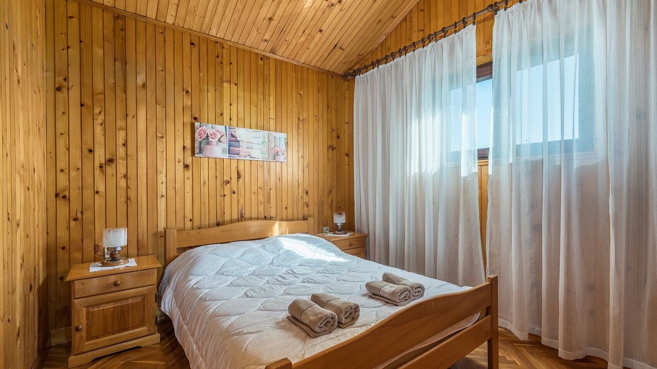 Photo of Bedroom in Tar