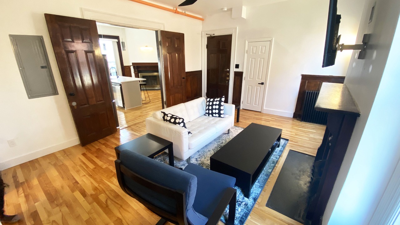 Photo of Livingroom in Downtown Portland