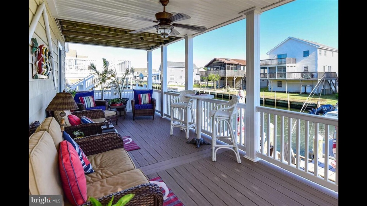 Photo of Patio Balcony in Edgewater Acres