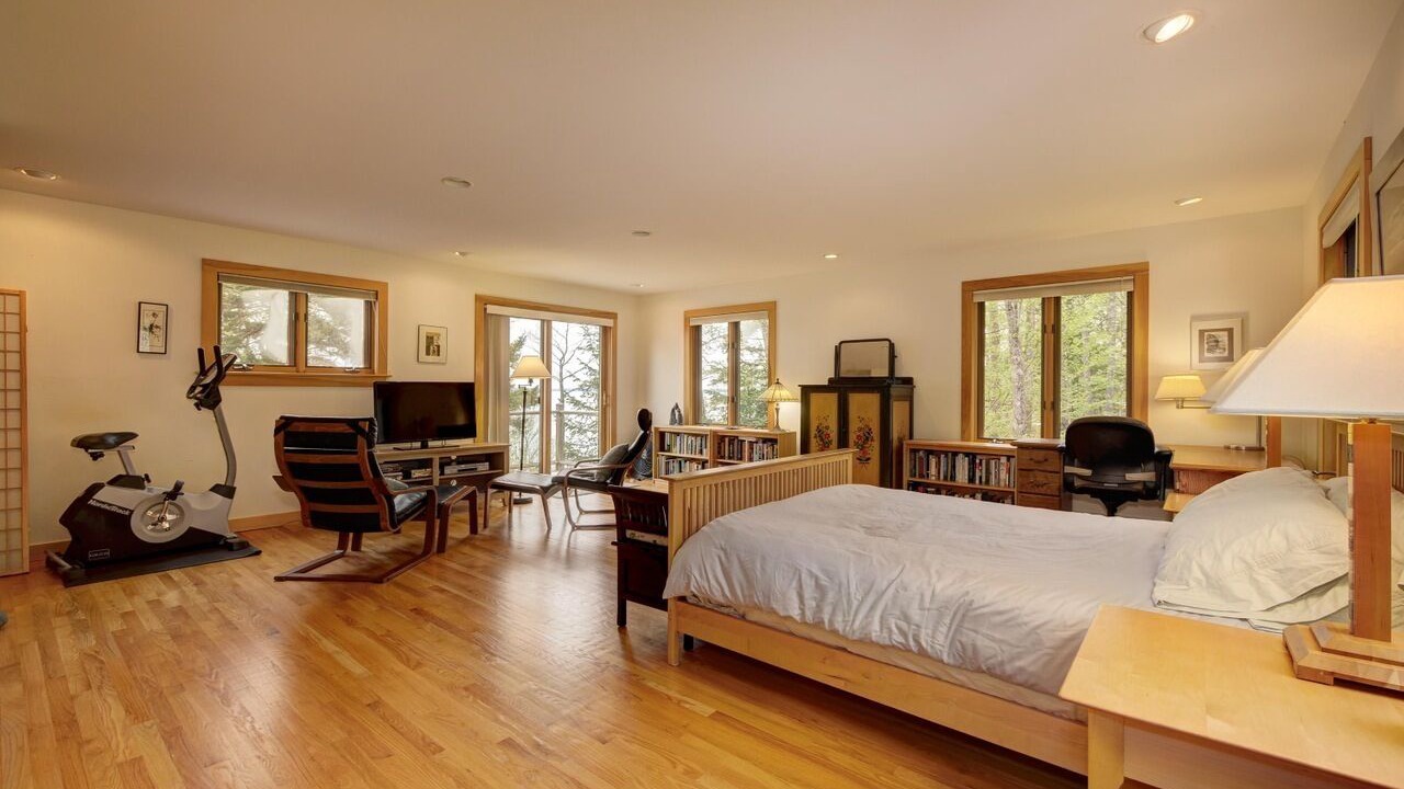 Photo of Bedroom in Salsbury Cove