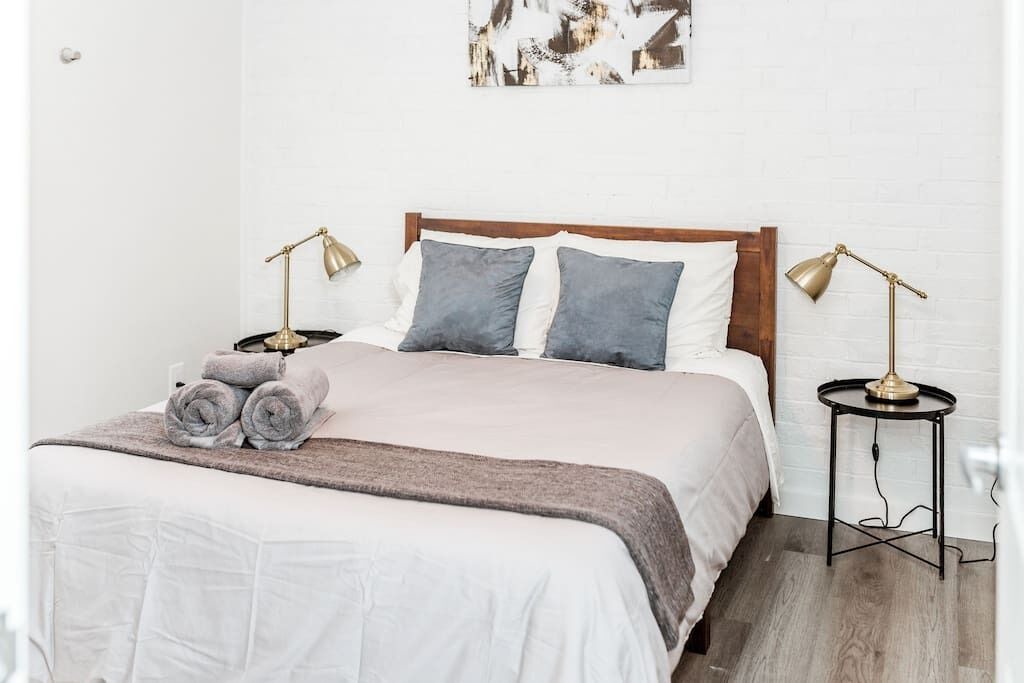 Photo of Bedroom in University District