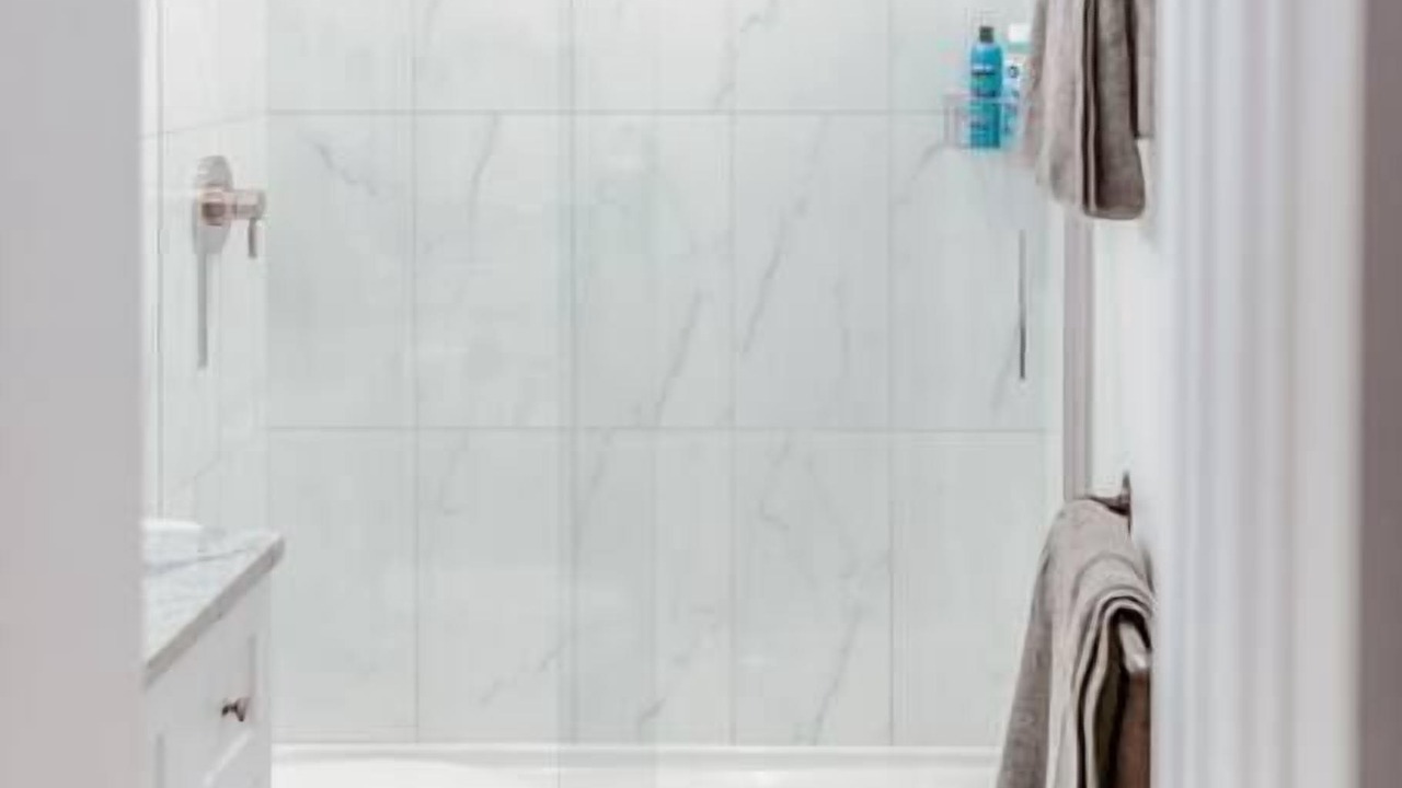Photo of Bathroom in Weinland Park