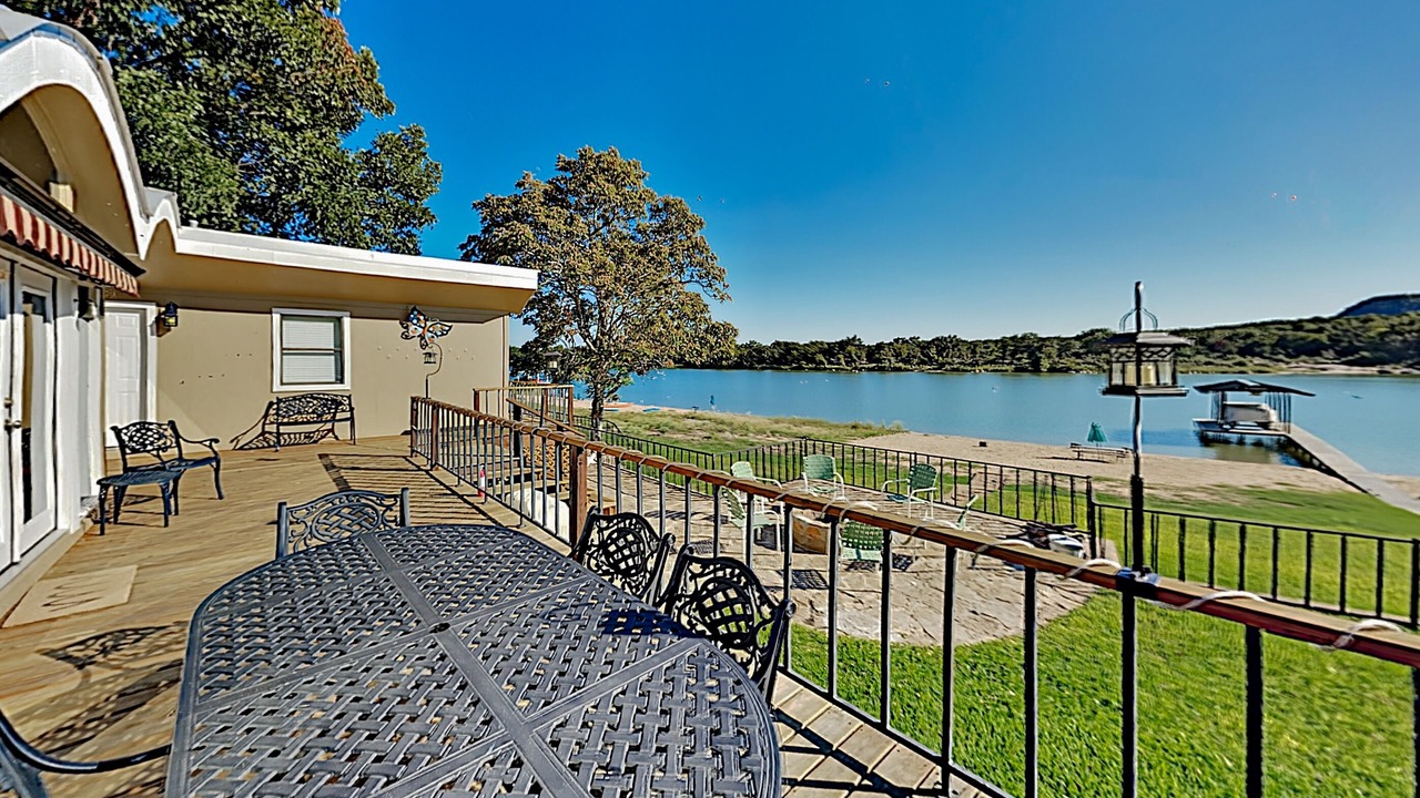 Photo of Outdoor in Kingsland