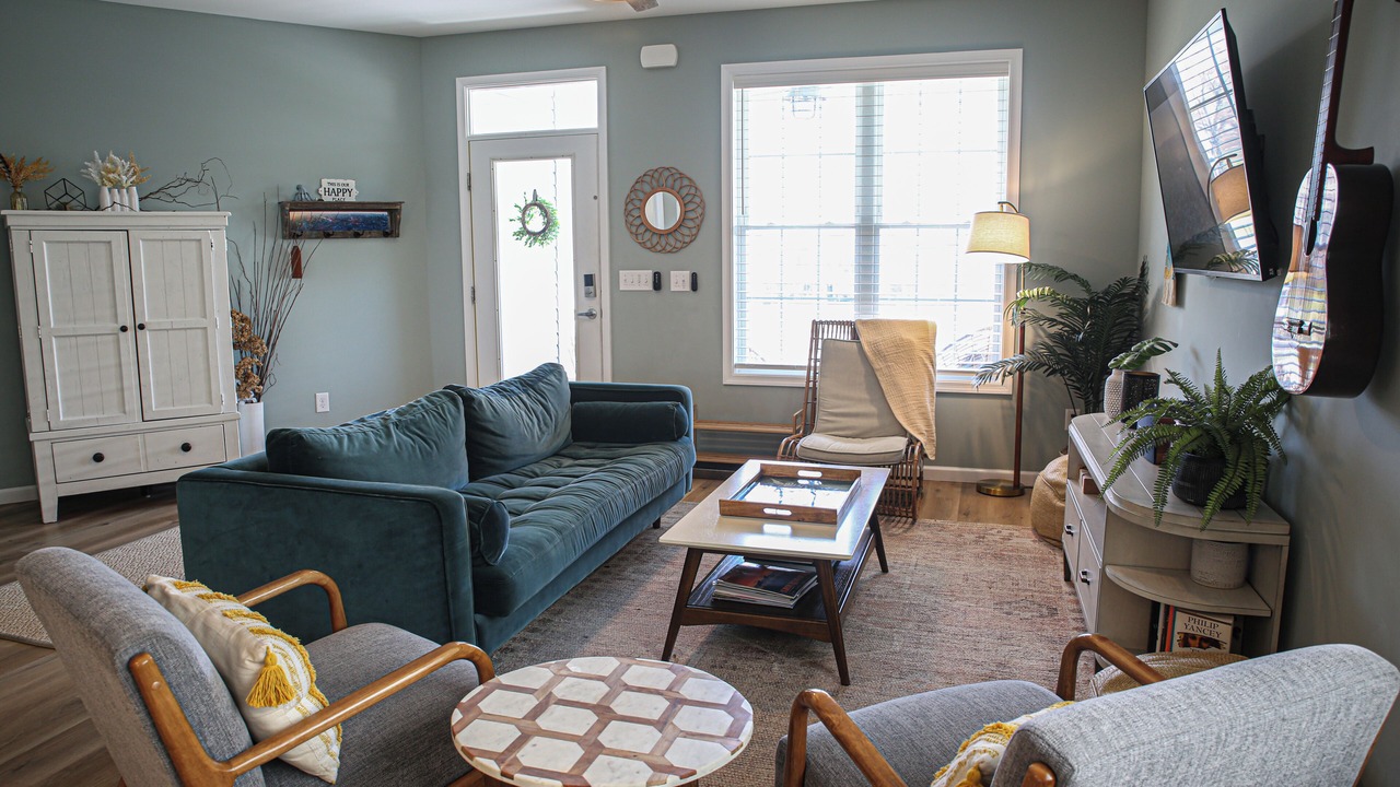 Photo of Livingroom in Cedar Neck