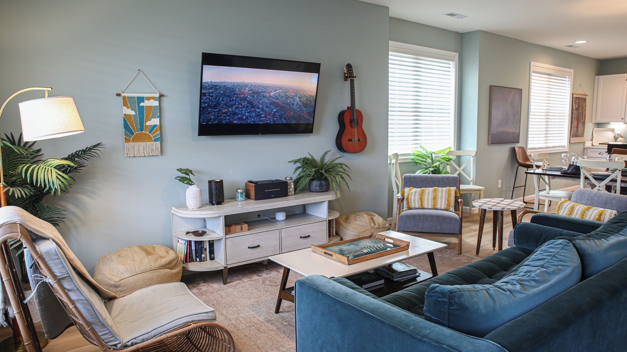 Photo of Livingroom in Cedar Neck