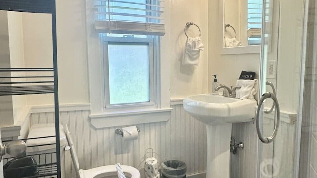 Photo of Bathroom in Salsbury Cove