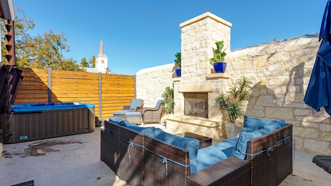 Photo of Patio Balcony in Fredericksburg