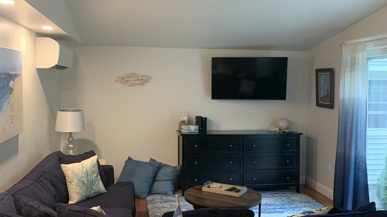 Photo of Livingroom in Ogunquit