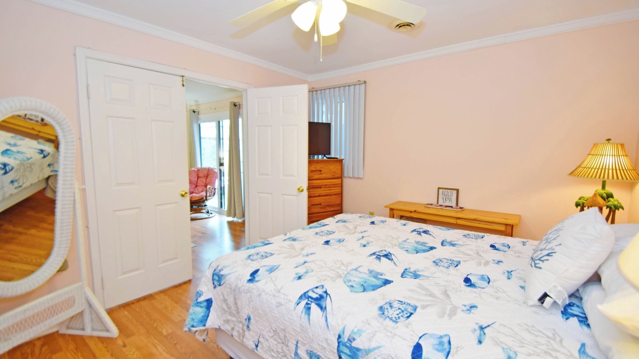 Photo of Bedroom in North Ocean City