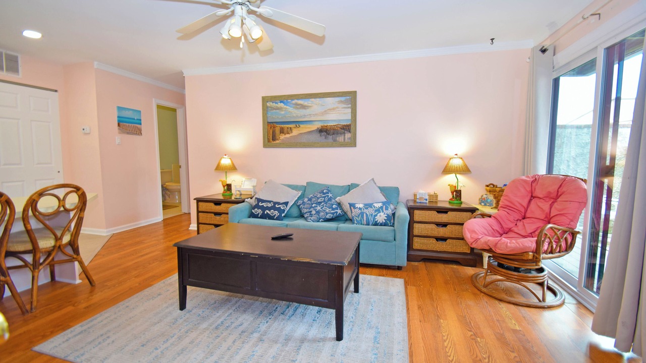 Photo of Livingroom in North Ocean City