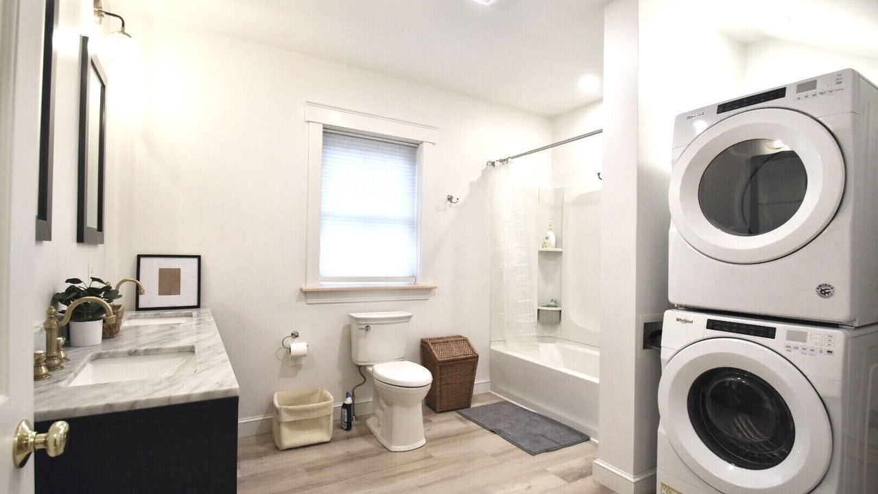 Photo of Bathroom in Brunswick