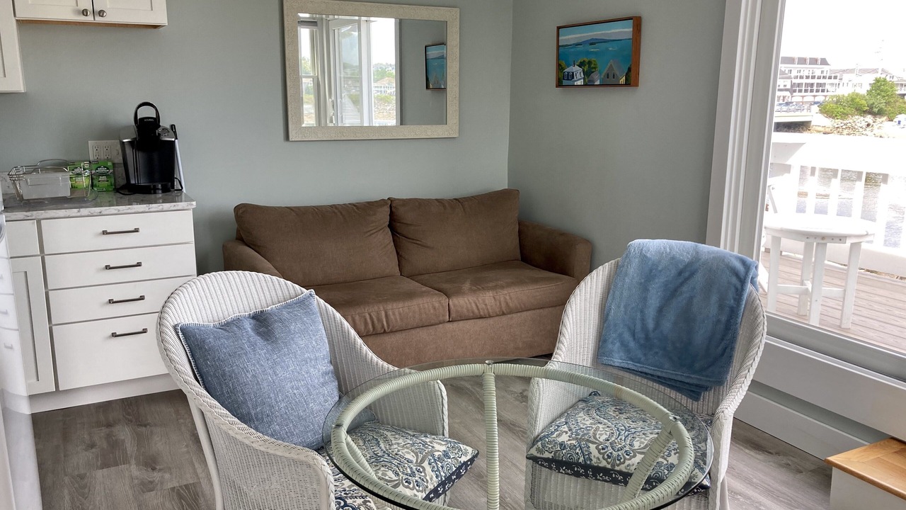 Photo of Livingroom in Ogunquit