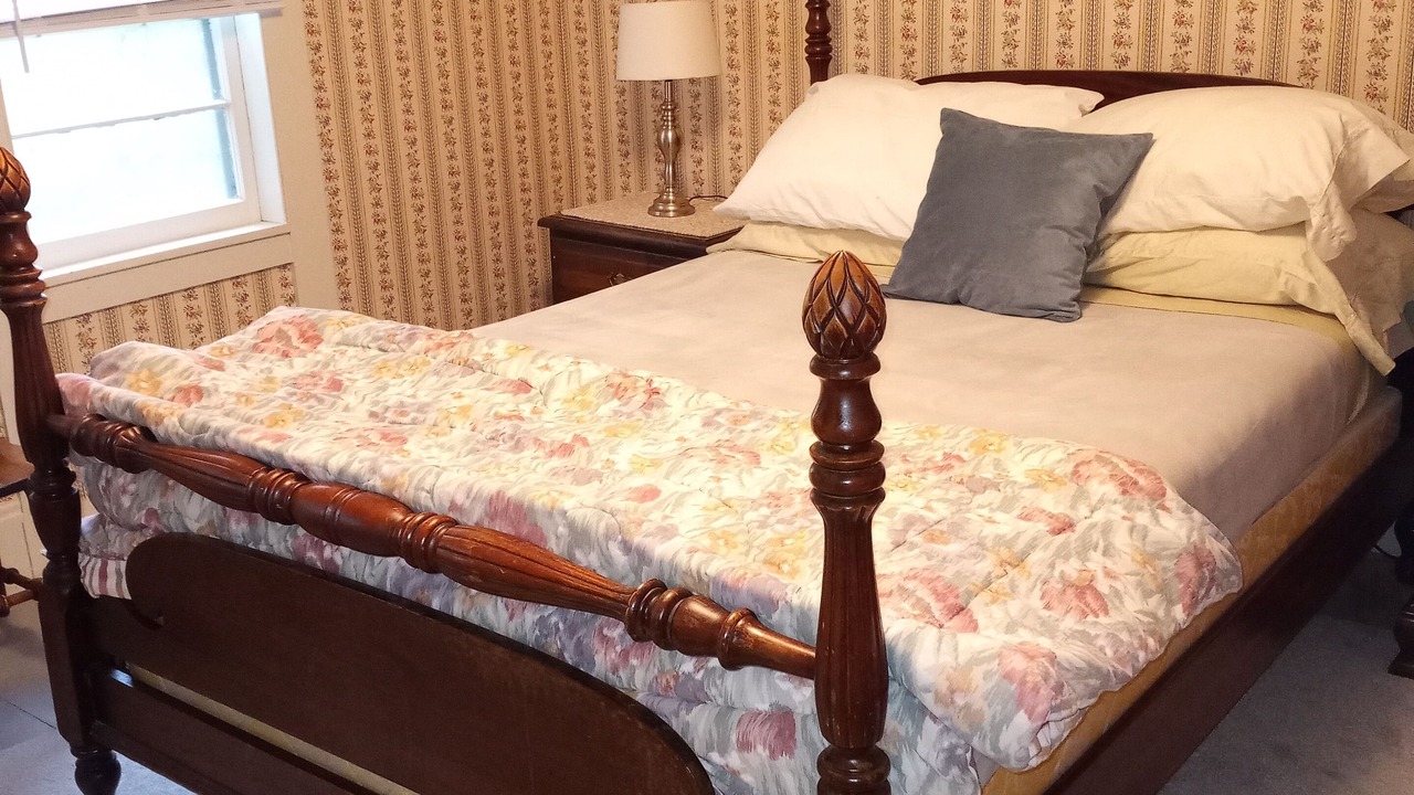 Photo of Bedroom in Waldoboro