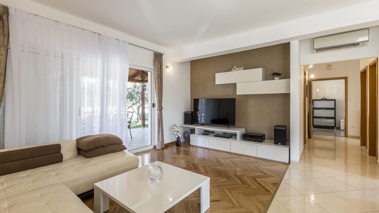 Photo of Livingroom in Srinjine
