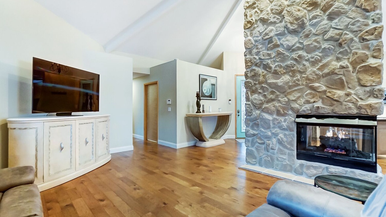 Photo of Livingroom in Millersport