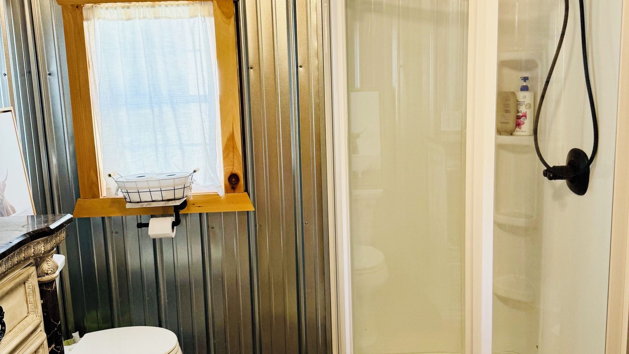 Photo of Bathroom in Mount Liberty