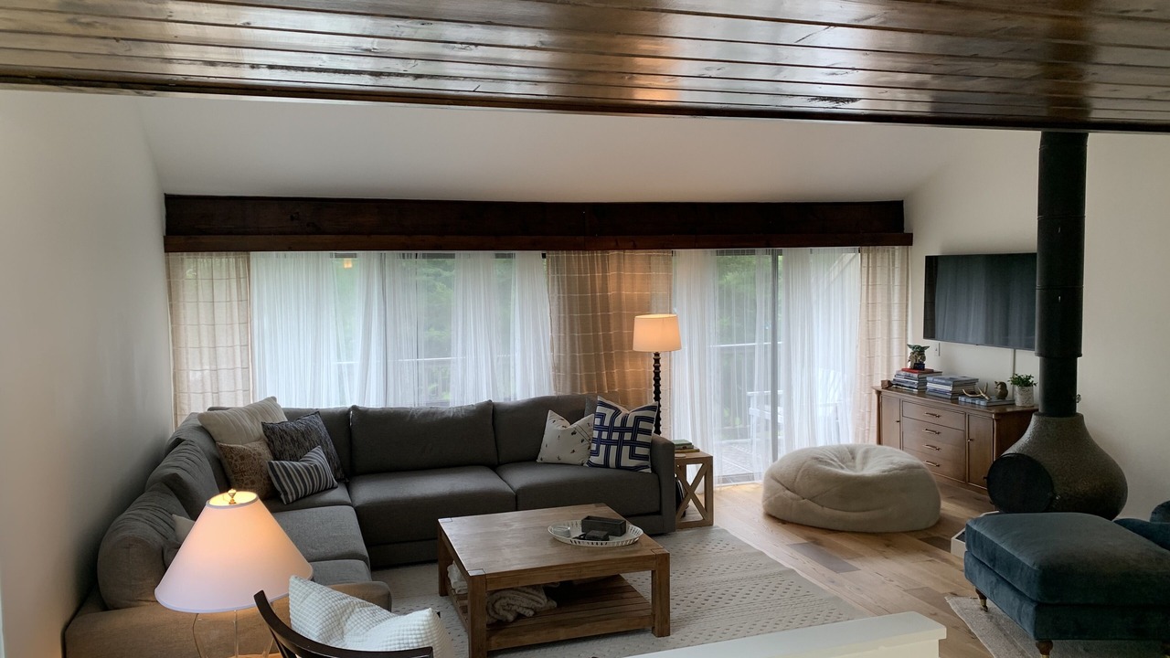 Photo of Livingroom in Warren